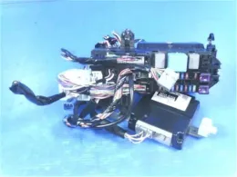 82600B2210 Daihatsu Move fuse control box