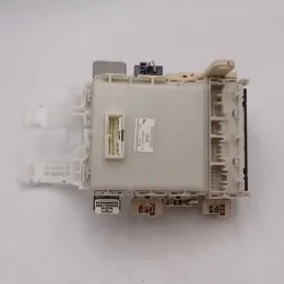 8273052640 блок запобіжників до Toyota