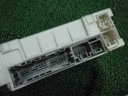 8373022161 блок запобіжників до Toyota