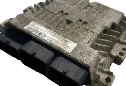 8V6112A650NE блок управления ECU Ford Focus 2013