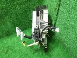8273058142 Toyota Alphard fuse control box