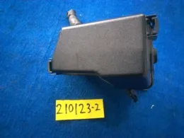 82661B2340 Daihatsu Move fuse control box