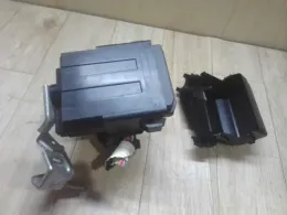 MQ719045 блок предохранителей Mitsubishi Ek, x, space