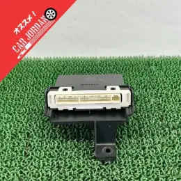 8865028C10 блок управления Toyota
