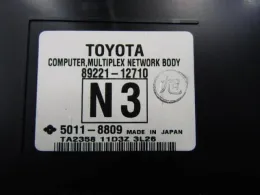 8273012N80 блок запобіжників до Toyota Corolla, fielder