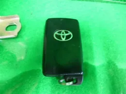 2120004641 блок управления двигателем Toyota