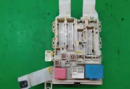 8273002J70 Fuse box control unit Toyota Auris 150 2010