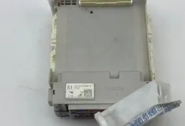 8273047420A Fuse box control unit Toyota Prius+ (ZVW40) 2011