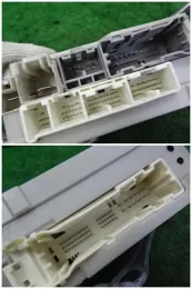 747037220W блок запобіжників до Lexus