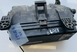 8267228040 Fuse box control unit Toyota Previa (XR30 XR40) II 2001