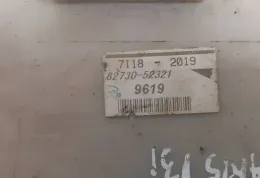 71182019 блок предохранителей Toyota Yaris 2008