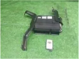 2751005093 блок управления двигателем Toyota Estima