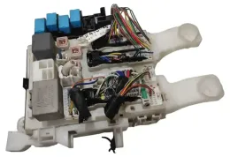 6G071879 блок запобіжників Toyota RAV 4 (XA30) 2007