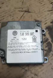 36980311 блок управления AirBag (SRS) Volkswagen PASSAT B5 1999