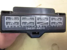 C863944010 блок предохранителей Toyota