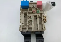 8273005D20 Fuse box control unit Toyota Avensis T270 2014