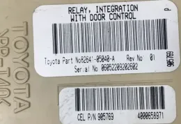 8264105040 Fuse box control unit Toyota Avensis T250 2007