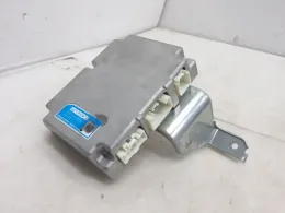 L207626H0C блок управления Mazda
