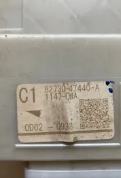 0D020938 блок запобіжників Toyota Prius (XW30) 2010