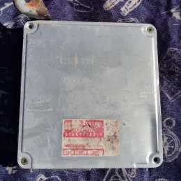 8966120310 блок управления двигателем Toyota