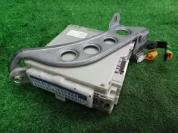 747043400W блок предохранителей Lexus