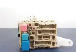 8273002J51 Fuse box control unit Toyota Auris 150 2012