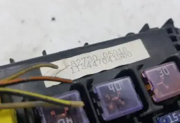 8273005010 Fuse box control unit Toyota Avensis T220 2002