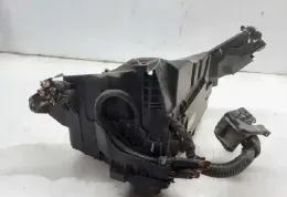 8211105S50 блок предохранителей Toyota Avensis T270 2015