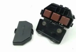8266042020 Fuse box control unit Toyota Land Cruiser (J120) 2005