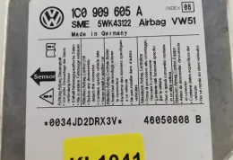 KL1041 блок управління AirBag (SRS) Volkswagen Transporter - Caravelle T5 2007