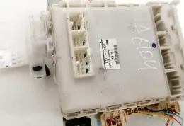 8273052N00 Fuse box control unit Toyota Urban Cruiser (XP110) 2011