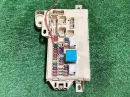82600B2400 Daihatsu fuse control box