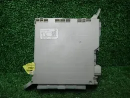 8273050481 блок запобіжників до Toyota Ls