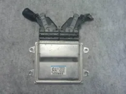 3391074P5 блок управления двигателем Suzuki