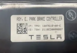 100761800C блок ручника (стоянкового гальма) Tesla Model X 2016