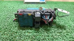 MB920737 блок предохранителей Mitsubishi