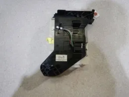 8273028350 Toyota Voxy fuse control box
