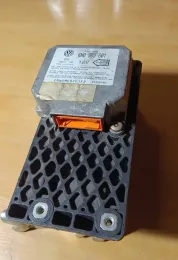 03950106 блок управления AirBag (SRS) Volkswagen PASSAT B5 1999