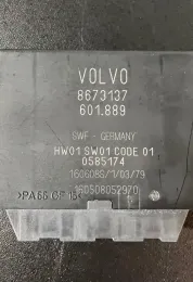 0585174 блок управління парктрониками Volvo V50 2009