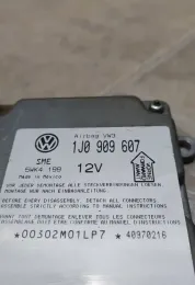 40970216 блок управления AirBag (SRS) Volkswagen PASSAT B5 2000