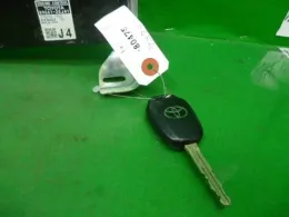 2762001920 блок управления двигателем Toyota