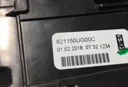 821150UG00C блок запобіжників Toyota Yaris 2018