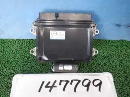 PE2518881G блок управления двигателем Mazda Premacy