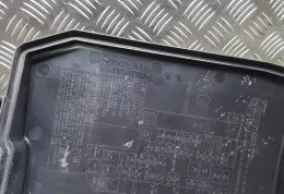 8266247210 блок предохранителей Toyota Prius+ (ZVW40) 2018