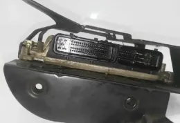 H0M8200049306 блок управления ECU Renault Scenic I 1997