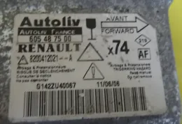 8200412021-A блок управления AirBag (SRS) Renault Laguna II 2002