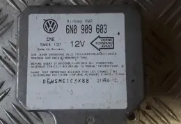 5WK43137 блок управления AirBag (SRS) Volkswagen Sharan 1997
