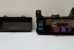 8267228030 Fuse box control unit Toyota Previa (XR30 XR40) II 2003