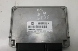 5WR4437 блок управления ECU Volkswagen PASSAT B5 1997