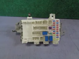 3678064L02 блок предохранителей Mazda